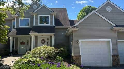28 Bourne Ci C1206, Hardyston, NJ 07419