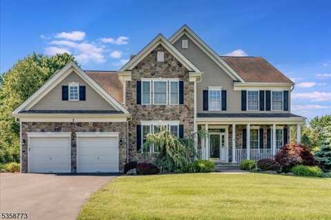 3 Northridge Ct, Washington, NJ 07853