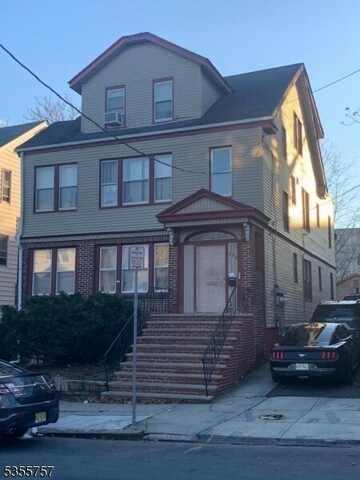 292 Goldsmith Ave, Newark, NJ 07112