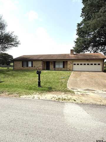 13675 Maple Dr., Tyler, TX 75709