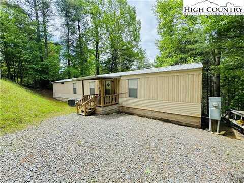 477 Parkway Drive, Jefferson, NC 28694