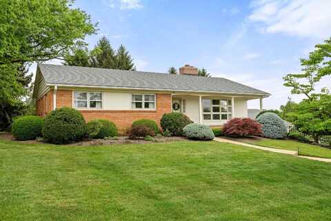 736 HILLVIEW DR, DAYTON, VA 22821