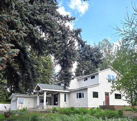 6302 Sand Rd., Pullman, WA 99163