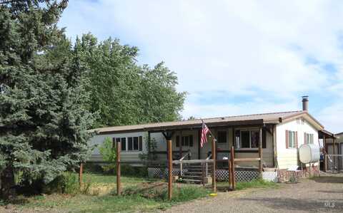 937 Indianhead Road, Weiser, ID 83672