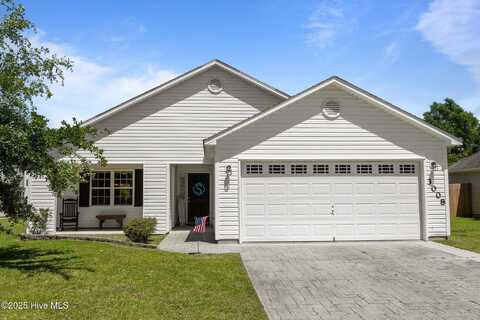 3008 W T Whitehead Drive, Jacksonville, NC 28546