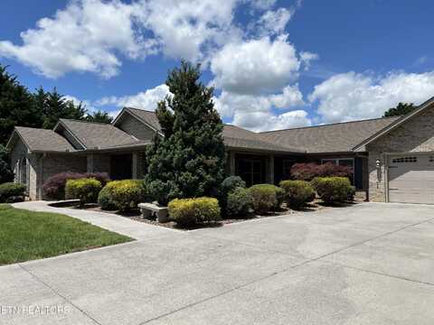 1018 Southwind Circle, Dandridge, TN 37725