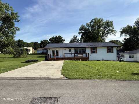 102 Hickory Lane, Sweetwater, TN 37874