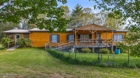 105 Massingale Rd, Tellico Plains, TN 37385