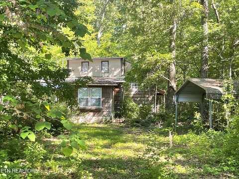 242 Fairway St., Crossville, TN 38571