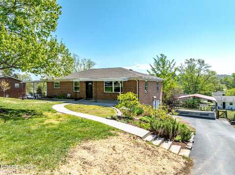 2820 Thomas Drive, Maryville, TN 37804