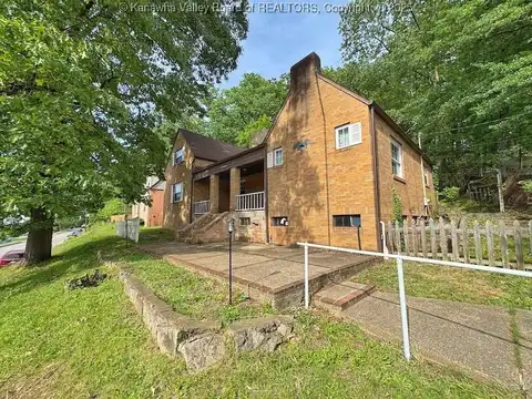 617 Montrose Drive, South Charleston, WV 25303