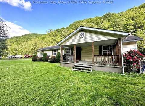2763 Armstrong Creek Road, Kimberly, WV 25118