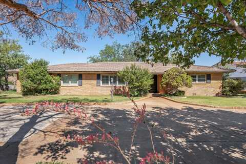 610 N 20th Street, Lamesa, TX 79331