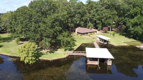 135 Beechnut Circle, Hemphill, TX 75948