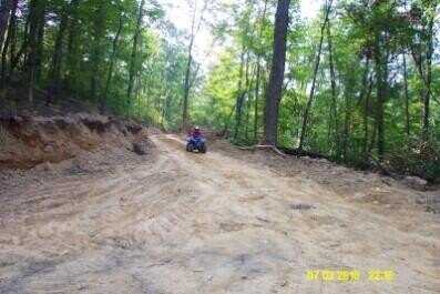 40.735 North Rocky Branch Road, Oneida, KY 40972