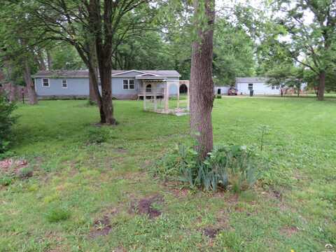 211 5th Street Terrace, Perry, KS 66073