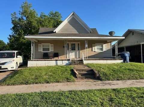 925 W Minnesota Ave, Chickasha, OK 73018