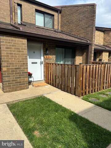 3134 APPLE RD NE #16, WASHINGTON, DC 20018