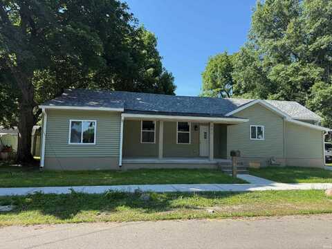 404 W Capitol Street, Flora, IN 46929