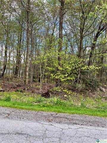 151 Sitka Drive, Coolbaugh, PA 18347