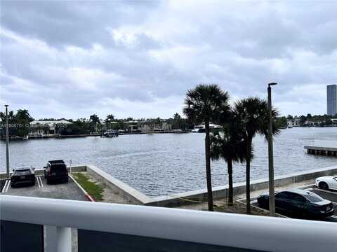 20515 E Country Club Dr, Aventura, FL 33180