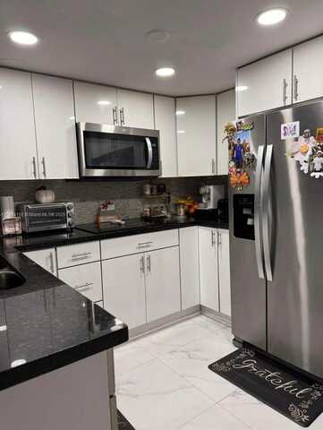 5428 W 20th Ln, Hialeah, FL 33016