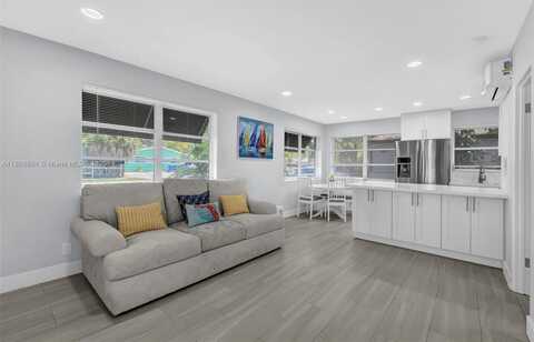 1716 SW 11th Ct, Fort Lauderdale, FL 33312