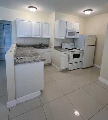 1992 NE 172nd St, North Miami Beach, FL 33162