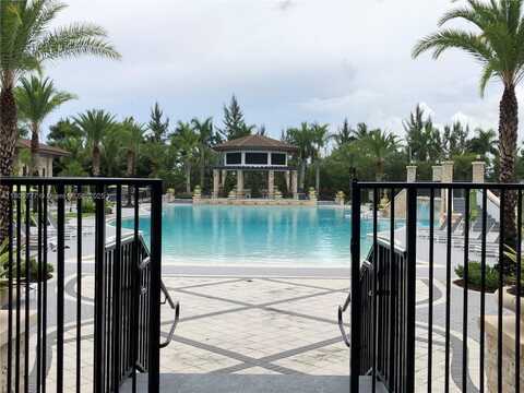 10600 NW 88th St, Doral, FL 33178