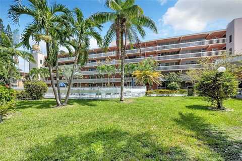 141 NE 10th Ave, Hallandale Beach, FL 33009