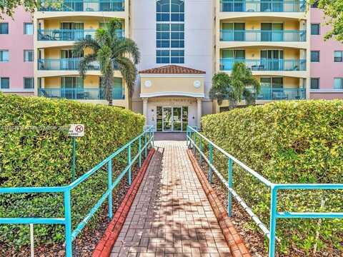 201 Golden Isles Dr, Hallandale Beach, FL 33009