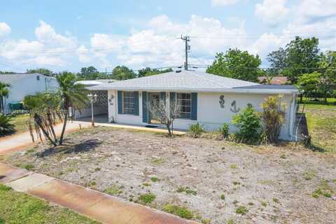 330 Lasayette Dr NE, Port Charlotte, FL 33952