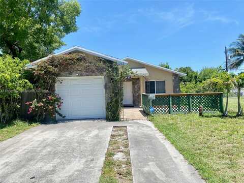 2345 Douglas St, Hollywood, FL 33020