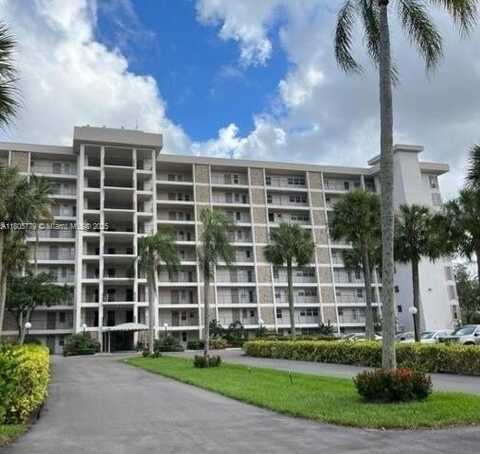 3150 N Palm Aire Dr, Pompano Beach, FL 33069