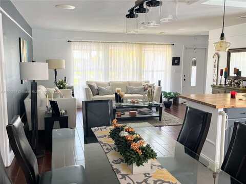 22167 E Serenata Cir E, Boca Raton, FL 33433