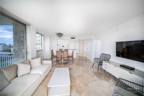 19501 W Country Club Dr, Aventura, FL 33180