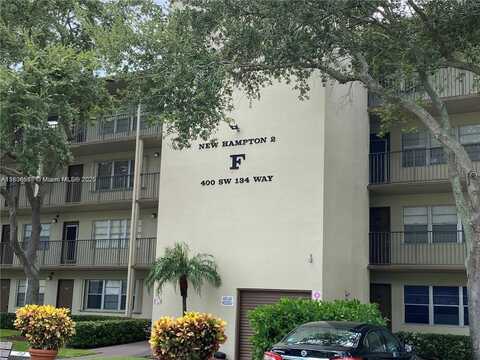 400 SW 134th Way, Pembroke Pines, FL 33027