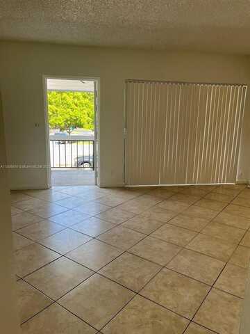 4017 N University Dr, Sunrise, FL 33351
