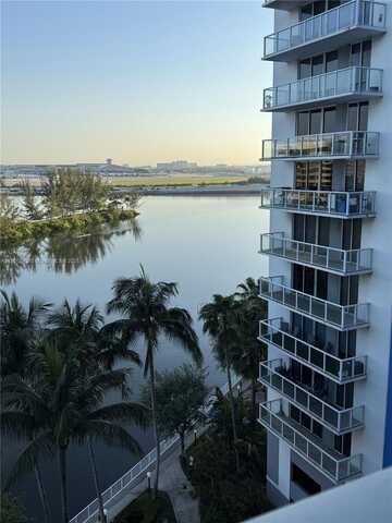 5091 NW 7th St, Miami, FL 33126