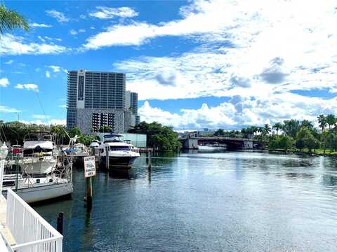 1720 NW N River Dr, Miami, FL 33125