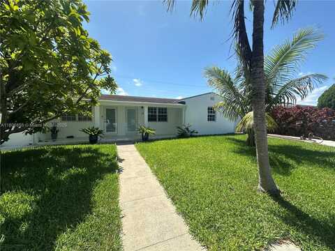 38 Suffolk Ave, Hialeah, FL 33010