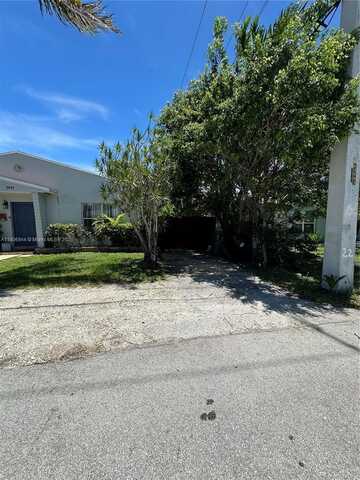 1412 NE 12th St, Fort Lauderdale, FL 33304
