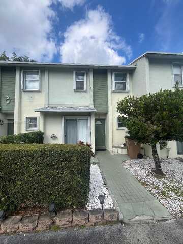 775 Crystal Lake Dr, Deerfield Beach, FL 33064