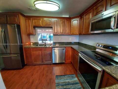 20033 NE 2nd Pl, Miami, FL 33179