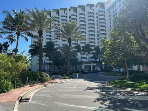 2899 Collins Ave, Miami Beach, FL 33140