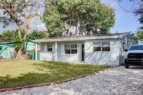 6231 Hayes St, Hollywood, FL 33024