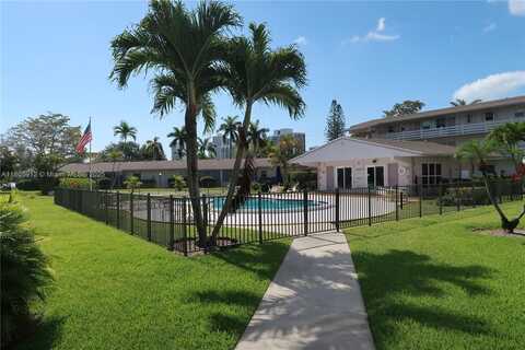 700 Layne Blvd, Hallandale Beach, FL 33009