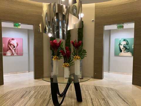 10275 Collins Ave, Bal Harbour, FL 33154