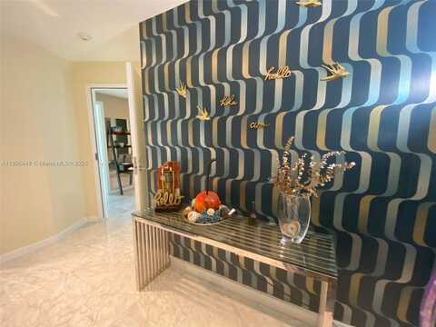 2900 NE 7th Ave, Miami, FL 33137