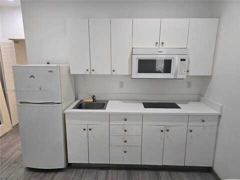1345 Pennsylvania Ave, Miami Beach, FL 33139